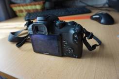 Samsung NX11. 10 - 14.9 Мп, зум: без зума