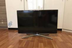 Samsung. 32" LED