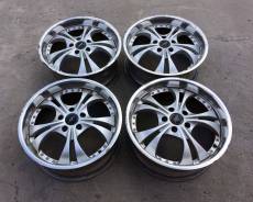 Neo. 7.5x18, 5x114.30, ET50, ЦО 70,1 мм.