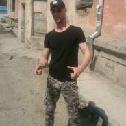 Грузчик.