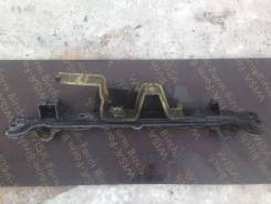 Балка поперечная. Mazda Ford Freda, SGEWF, SGL3F, SGLRF, SG5WF, SGL5F, SGLWF, SGE3F Mazda Bongo Friendee, SGE3, SGLW, SG5W, SGEW, SGLR, SGL5, SGL3 Дви...