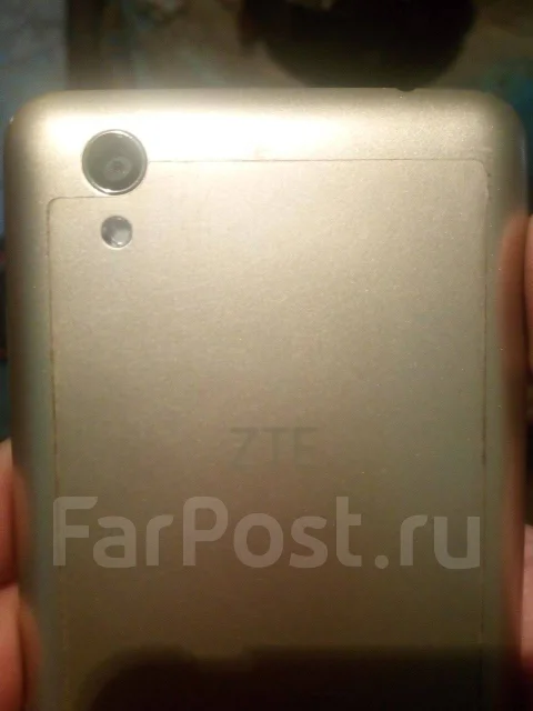 ZTE Blade X3. �/� ����