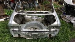 Задняя часть автомобиля. Toyota Sprinter, CE100, AE101, AE100