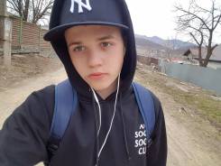 Расклейщик.