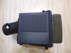 Корпус воздушного фильтра. Cadillac Escalade, GMT900 Chevrolet Yukon Chevrolet Suburban, GMT900 Chevrolet Tahoe, GMT, 900 GMC Suburban GMC Yukon Двига...
