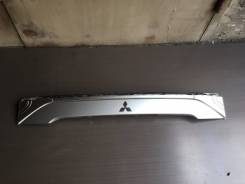Накладка на дверь багажника. Mitsubishi Outlander, GF3W, GF2W, GF4W, GF7W, GF8W
