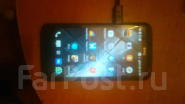 HTC One X+. �/� ����