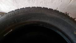 Bridgestone Blizzak Revo2. Всесезонные, износ: 20%, 4 шт