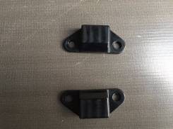 Отбойник двери багажника. Mitsubishi Outlander, GF2W, GF3W, GF4W, GF6V, GF6W, GF7W, GF8W