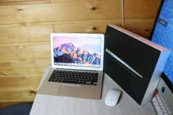 Apple MacBook Air 13 2010 Late. 13", 1,8����, ��� 2048 ��, ���� 256���, WiFi, Bluetooth ����