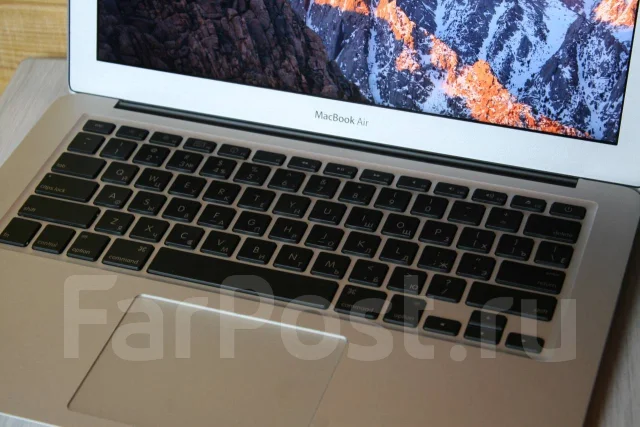 Apple MacBook Air 13 2010 Late. 13", 1,8����, ��� 2048 ��, ���� 256���, WiFi: 1, Bluetooth: 1 ����