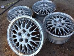 Nissan. 7.0x16, 5x114.30, ET40, ЦО 66,1 мм.