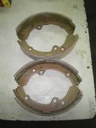 Колодка тормозная. Toyota Dyna, YH81, YH80, LH80 Toyota Hiace, RZH104, YH62V, LH103, LH115, YH61VH, LH70B, RZH112, LH51B, YH51B, LH60V, YH60V, RZH115...