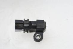Датчик положения коленвала. Honda: Civic Ferio, Accord, Civic, Stream, Edix, FR-V Двигатели: D16B7, D16B6, D17A2, D17A8, D17Z1, D14Z6, D15Y3, D16W8, P...