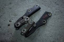 Крепление капота. Nissan Skyline, ER33, ENR33, HR33, BCNR33, ECR33
