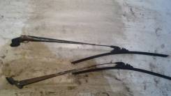 Держатель щетки стеклоочистителя. Toyota Town Ace, KR26V, CR27V, KR26, CR36V, YR25, YR25V, CR27, CR36