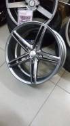 Vossen. 8.0x17, 5x100.00, ET35, ЦО 73,1 мм.