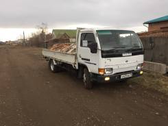 Nissan Atlas. Прадаеться грузовик 300, 4 600 куб. см., 3 000 кг.