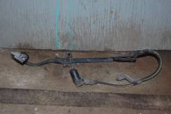 Датчик abs. Toyota Granvia, VCH28, KCH10, VCH16, KCH12, KCH16, RCH11, VCH10 Toyota Hiace, LXH18, RCH19, RCH29, RCH18, RCH28, KLH18 Toyota Grand Hiace...