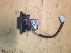 Кнопка открывания багажника. Honda Accord, CR2, CR3, CR5, CR6, CR7 Двигатели: J35Y, K24W, K24W4, LFA, R20A3