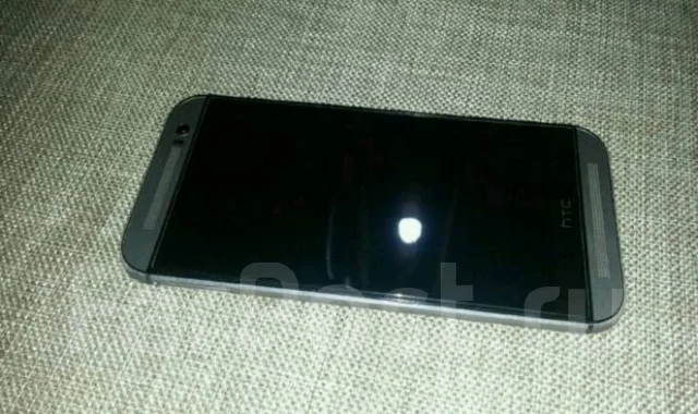 HTC One S. �/� ����