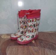 Сапоги резиновые. 28