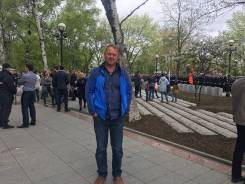 Менеджер по продажам автомобилей. Незаконченное высшее образование (студент), опыт работы 20 лет