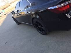 Vossen r19. 9.5x19 5x120.00 ET30 ЦО 76,0 мм.