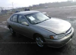 Nissan Altima. KA24DE ����