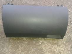 Бардачок. Toyota Wish, ZNE10G, ZNE14, ANE11, ZNE10, ANE10 Двигатели: 1ZZFE, 1AZFSE, 1AZFE