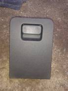 Бардачок. Toyota Wish, ZNE10G, ZNE14, ANE11, ZNE10, ANE10 Двигатели: 1ZZFE, 1AZFSE, 1AZFE