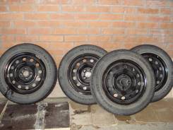 Продам резину с дисками. 4x100.00 ET48 ЦО 54,1 мм.