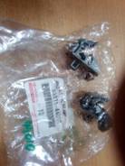 Фиксатор лампы. Toyota: Ipsum, Previa, Raum, Verossa, RAV4, Carina, Qualis, Mark II Wagon Blit, IS200, IS300, Camry, Ractis, Tarago, T.U.V, Altezza, I...