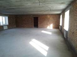 Аренда помещения 252 кв. м. в новом жилом доме. 252 кв. м., улица Андрея Кушнира 10, р-н Междуречье