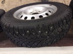 Nokian Nordman 4. Зимние, шипованные, 2013 год, износ: 20%, 4 шт