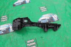 Крепление бампера. Toyota Altezza, JCE15, GXE10, JCE10, JCE10W, GXE15 Toyota IS200, GXE10, JCE10 Toyota IS300, JCE10 Двигатели: 1GFE, 2JZGE