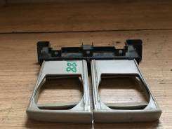 Подстаканник. Toyota Nadia, SXN10H, ACN15H, SXN15, ACN15, ACN10H, ACN10, SXN10, SXN15H