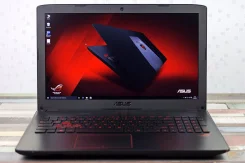 Asus ROG. 15.6", ��� 8 ��, ���� 2 000���, WiFi: 1, Bluetooth: 1, ����������� �� 6��. ��� ����� �� ������� ����