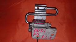 Крепление боковой двери. Audi