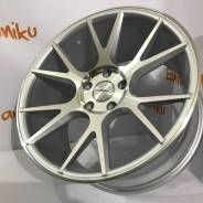 Vossen. 9.0x18, 5x114.30, ET35, ЦО 67,1 мм.