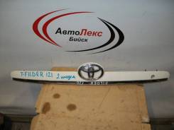 Вставка багажника. Toyota Corolla Fielder, NZE124, ZZE124, ZZE123, ZZE122, NZE121