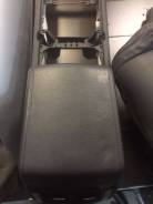 Подлокотник. Volkswagen Touareg, 7LA, 7L7, 7L6