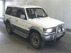 Mitsubishi Pajero. V44W