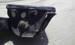 Крепление рычага подвески. Nissan Serena, RC24, PNC24, TNC24, PC24, TC24 Двигатели: QR20DE, SR20DE, QR25DE