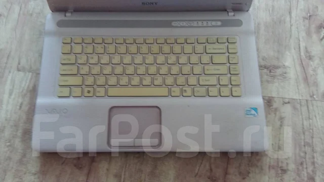 Sony VAIO VGN. 15.6", 2,1����, ��� 4 ��, ���� 320���, WiFi: 1, Bluetooth: 1, ����������� �� 1��. ����