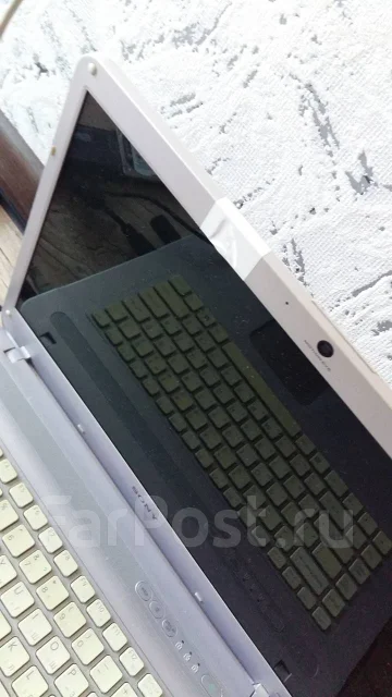 Sony VAIO VGN. 15.6", 2,1����, ��� 4 ��, ���� 320���, WiFi: 1, Bluetooth: 1, ����������� �� 1��. ����