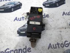 Блок предохранителей салона. Toyota Aristo, JZS161, JZS160