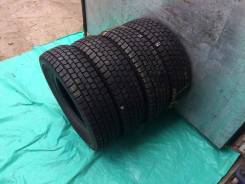 Dunlop DSV-01. Зимние, без шипов, 2013 год, износ: 5%, 4 шт