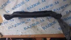 Панель замка багажника. Toyota Avensis, AZT250, AZT250W, AZT250L