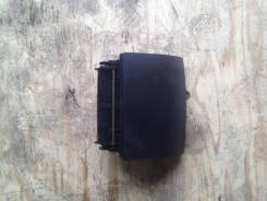 Ящик консоли VW Touareg 2002-2010 AXQ, передний